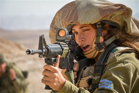 mudding gun Israel|Soldier.